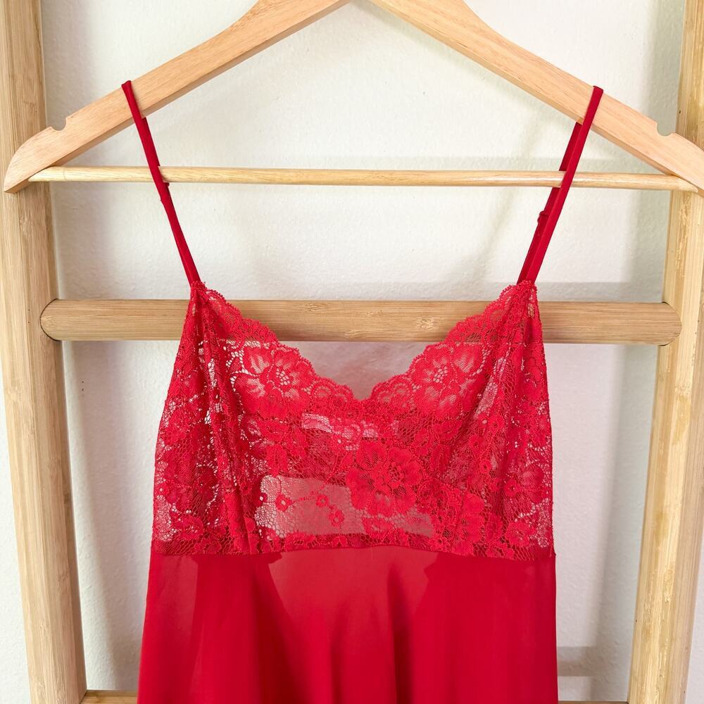 Victoria’s Secret Red Lace Sheer Babydoll Chemise Nightgown Y2K XS - Picture 2 of 8